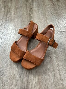 Suede Block Heel Sandals in Cognac Brown - Women